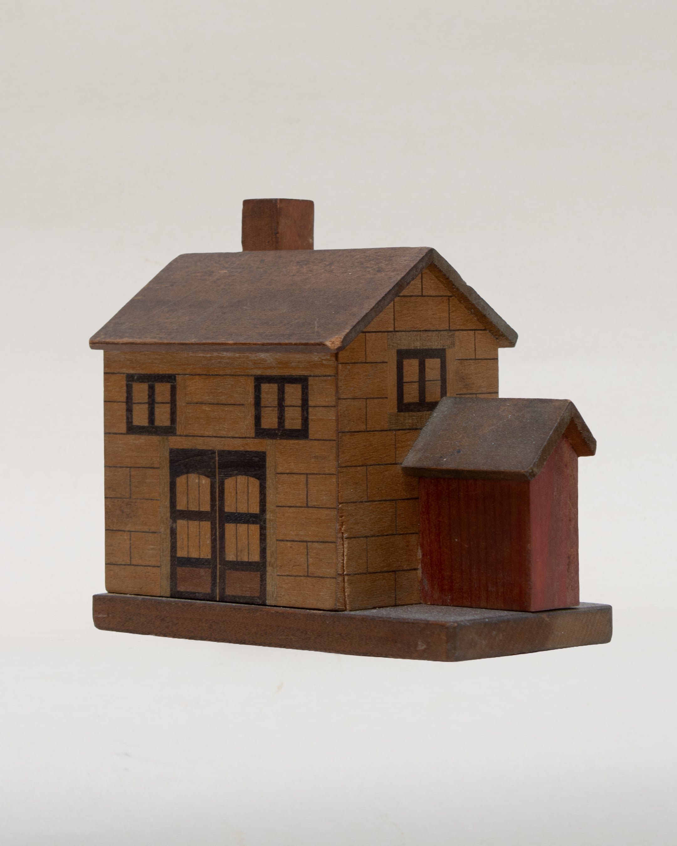 Money box by Geran Knol