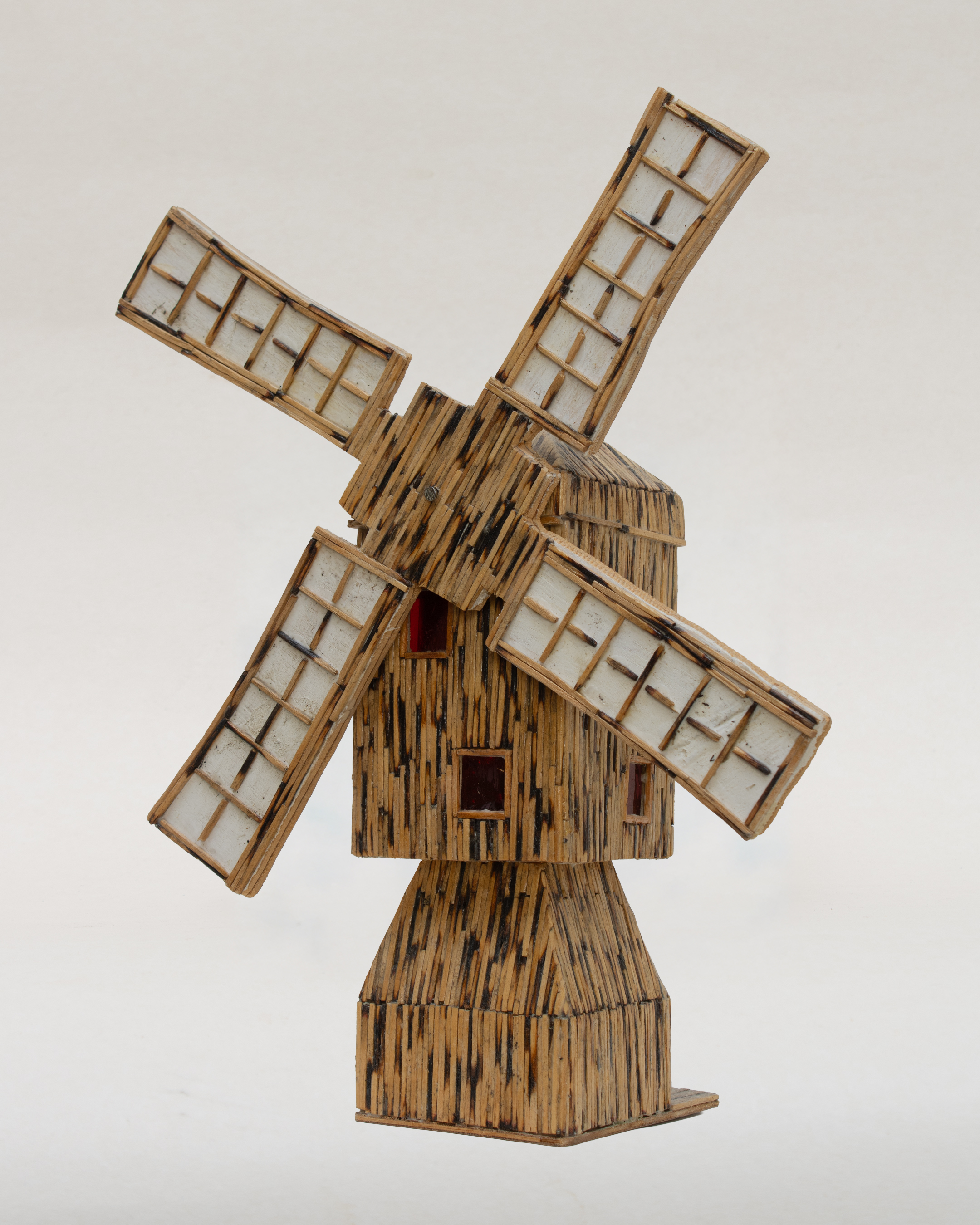 Dutch windmill made of matches by Geran Knol