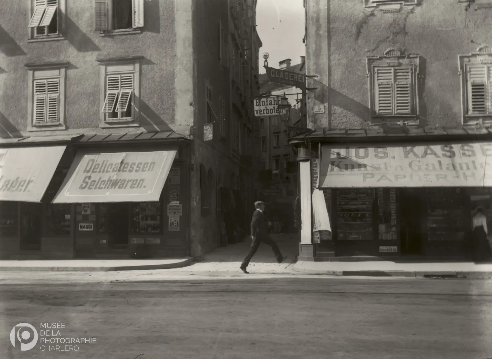 Autriche (Bavière), août 1901 by Léonard Misonne